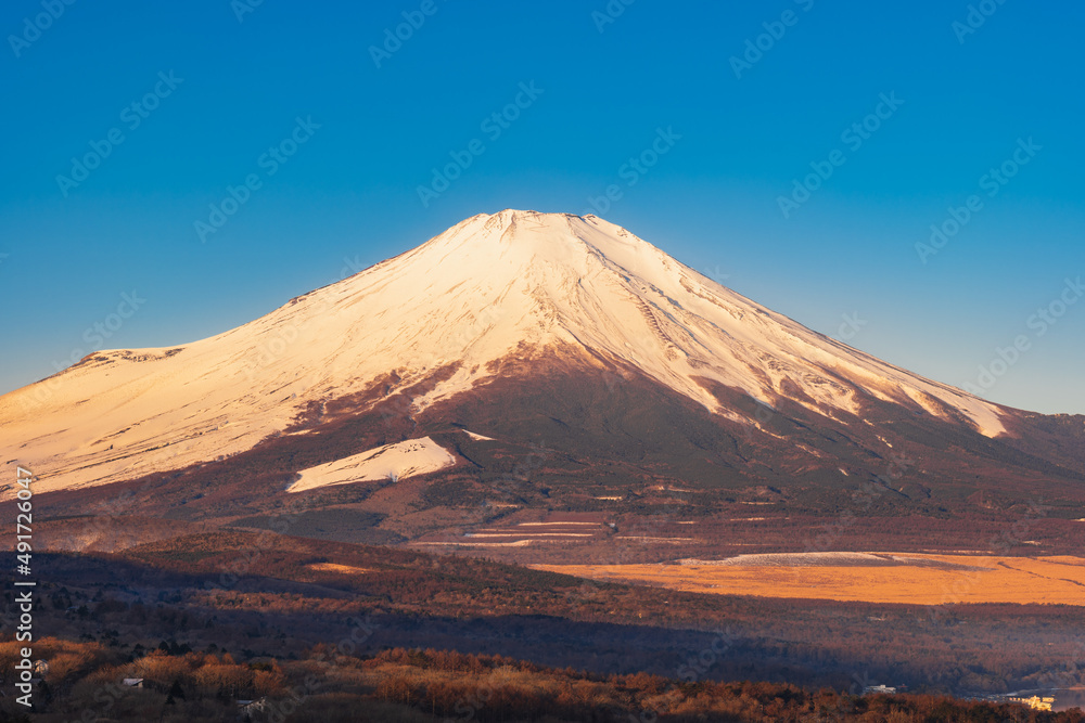 朝焼けに染まる富士山 冬景 朝焼けに染まる富士山 冬景