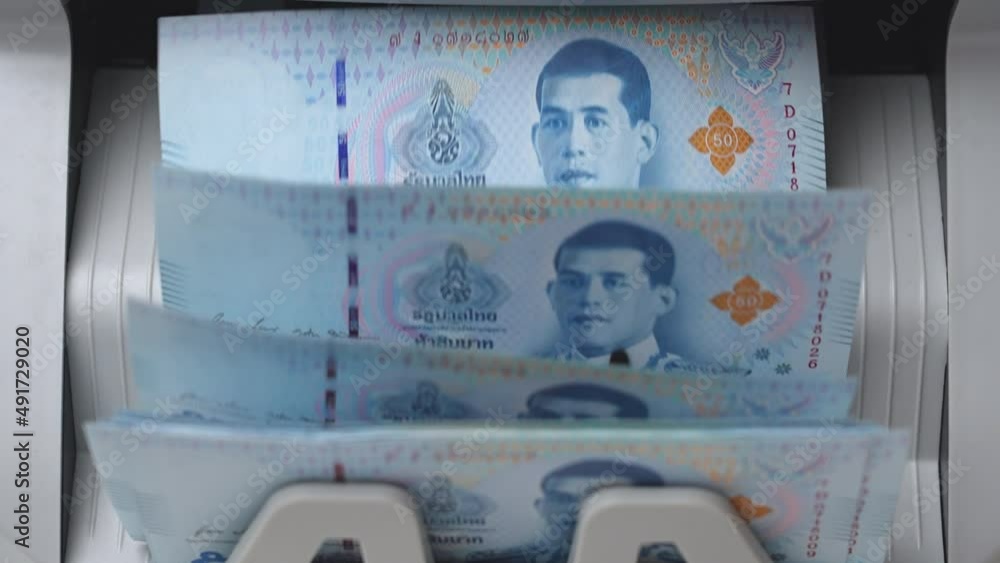 Slow Motion Shot of Thai Baht money counting in Machine. Paper THB Thai ...