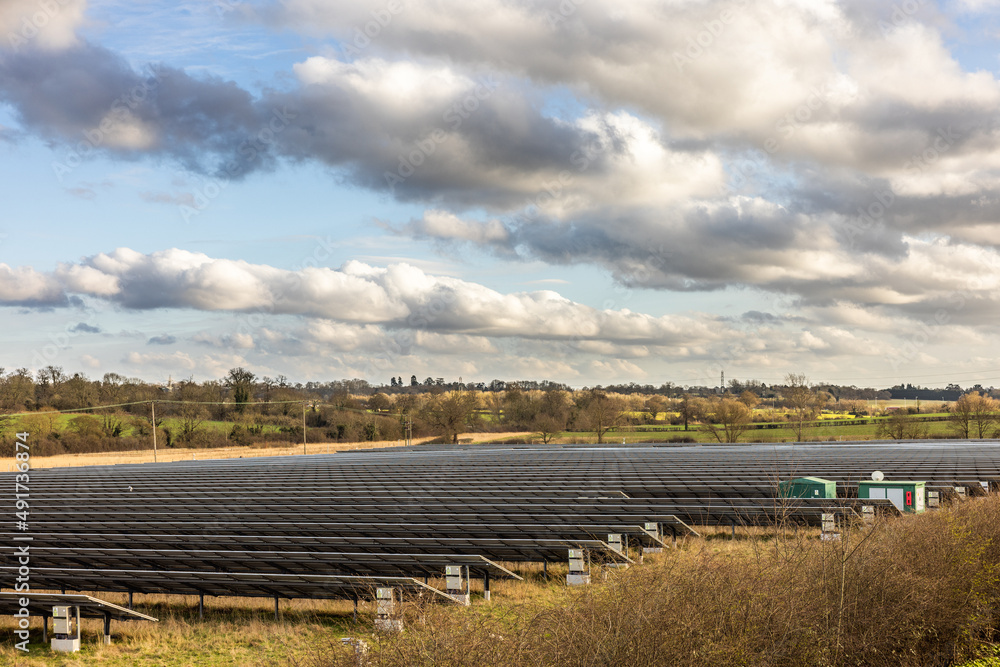 solar panels in a farm in south Mimms, potters Bar.