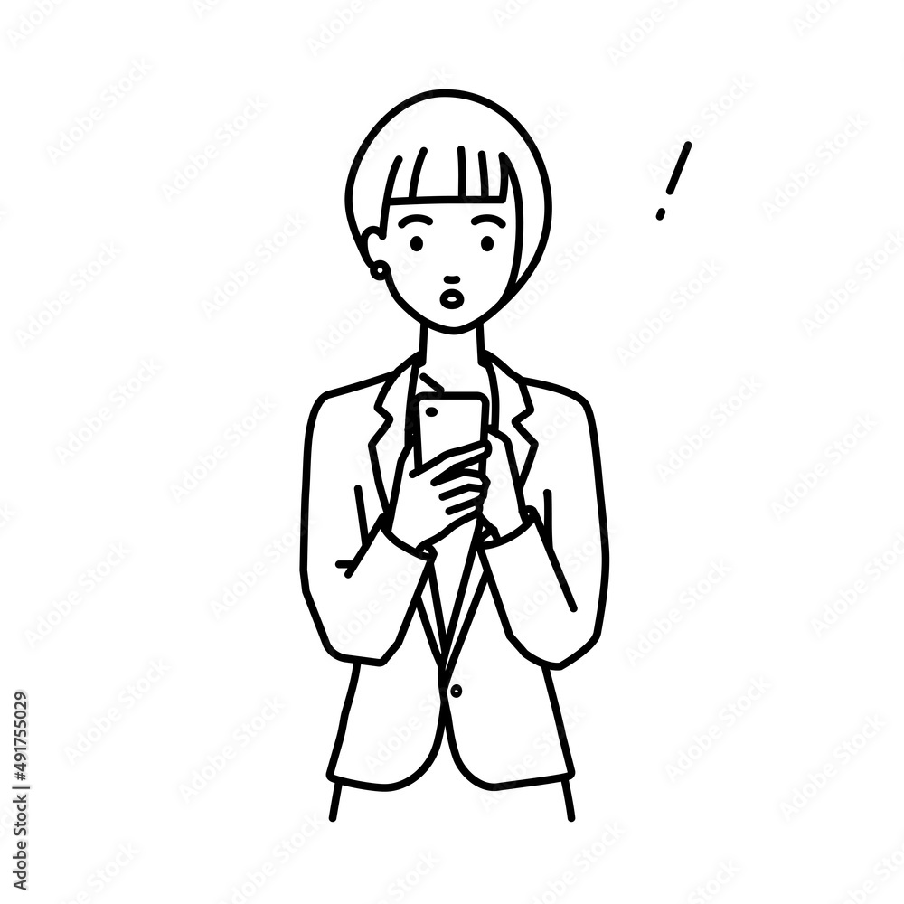 立ってスマートフォンを操作して何かに気づいて驚いたスーツの女性