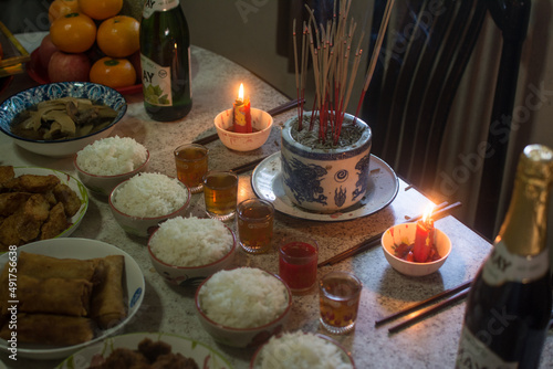 Φωτογραφία Chinese culture ancestor food offering, Chinese new year festival