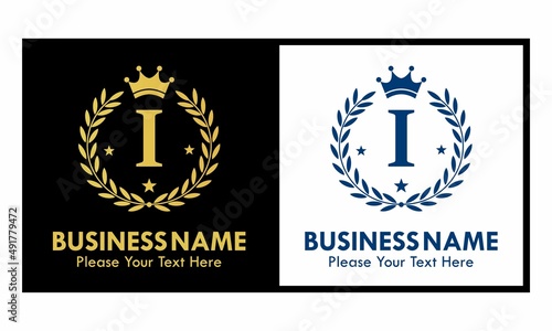 Letter i crown logo design template illustration. suitable for fashion  brand  kingdom  crown  identity