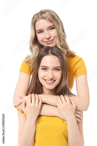 Portrait of young sisters i...