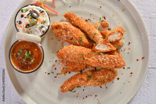 Fried chicken strips with dip