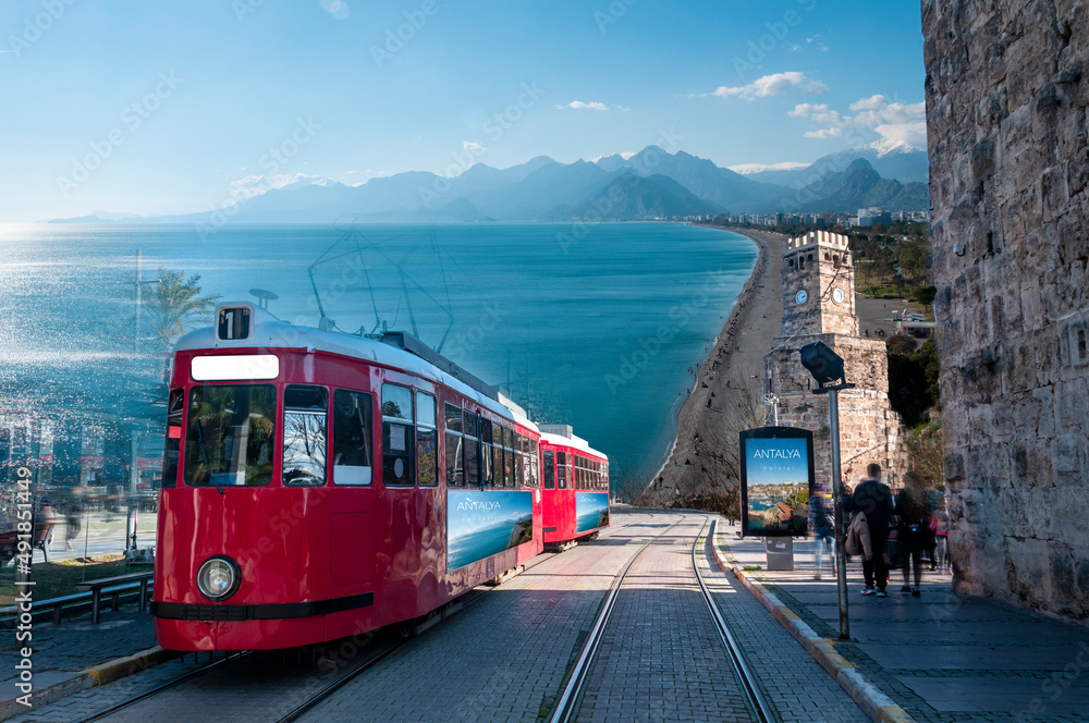 Fototapeten Industriell Industriell - Tramvayla Antalya şehir turları. #491851449