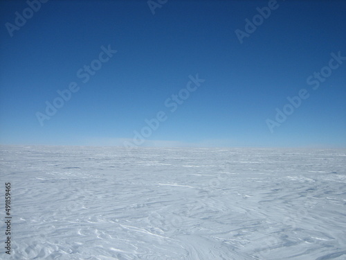 Polar Plateau © Pilot Hill Publishin