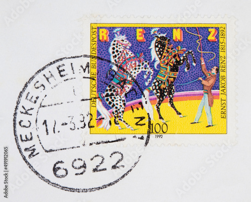 briefmarke stamp vintage retro used gebraucht gestempelt cancel papier paper zirkus circus Meckesheim pferd horse Ernst Jakob Renz dompteur ringmaster 100 manege photo