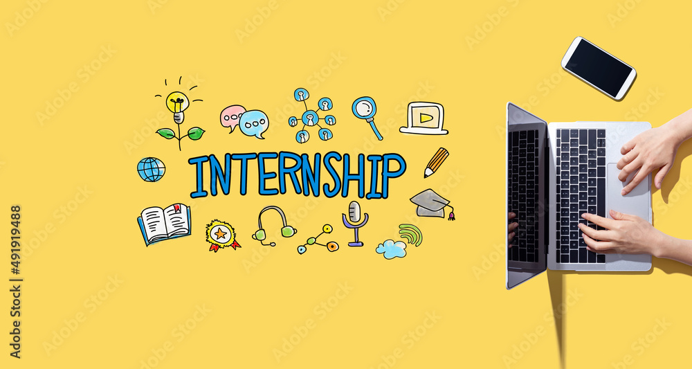 Fotografie Internship with person working with a laptop