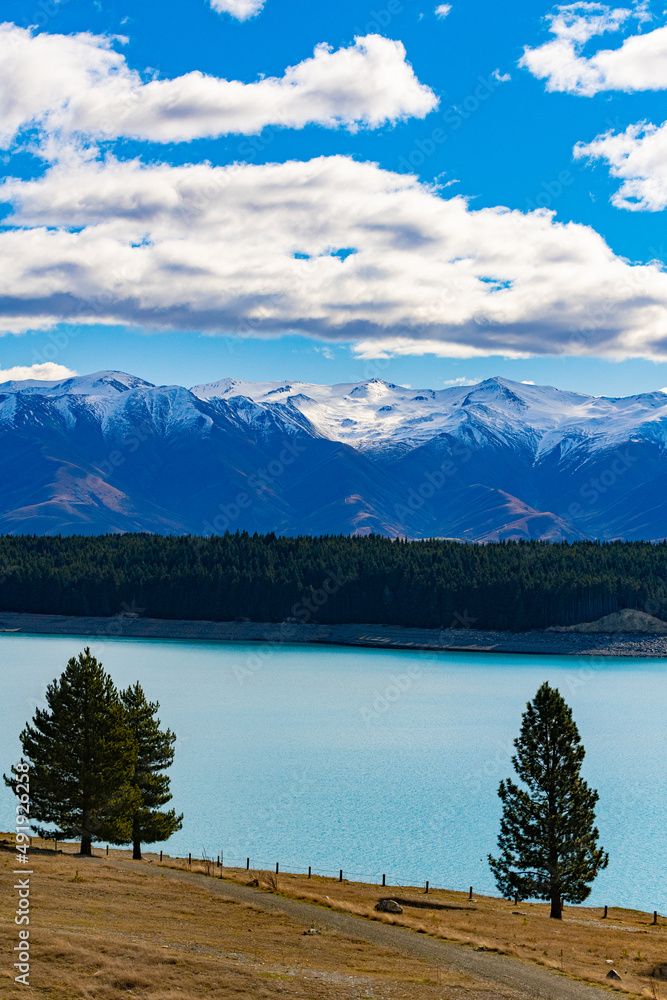 Mountain scenery in New Zealand Mountain scenery in New Zealand