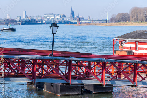 Der Rhein bei Köln-Rodenkirchen photo