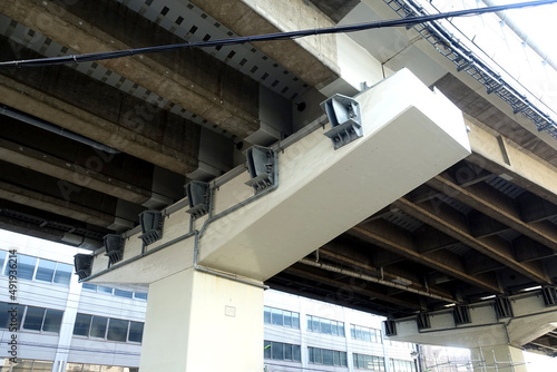 TOKYO首都高の橋げた～老朽化のインフラ