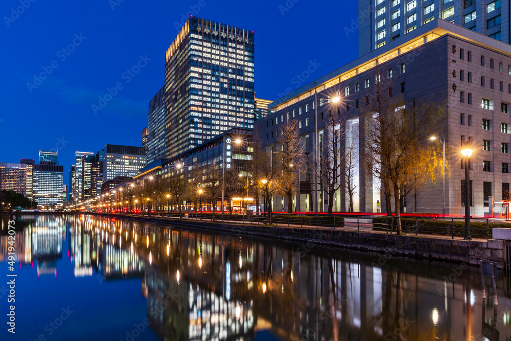 丸の内ビジネス街　東京都市夜景