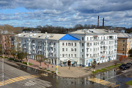 Residential building on Mira Avenue, 8 in Komsomolsk-on-Amur