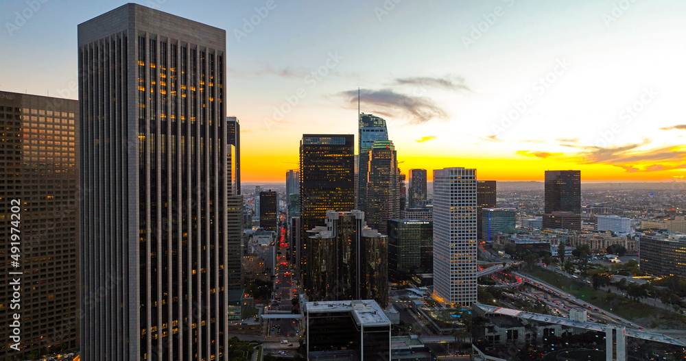 Obraz premium Los Angels downtown skyline, panoramic city skyscrapers.