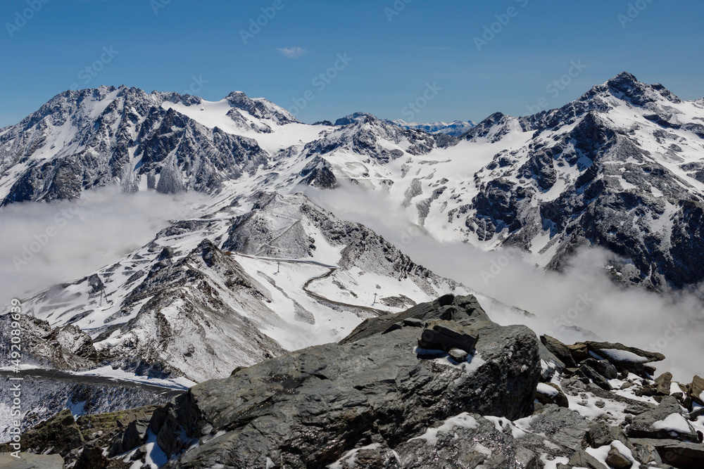 vue sur les alpes depuis la Cime de Caron vue sur les alpes depuis la Cime de Caron