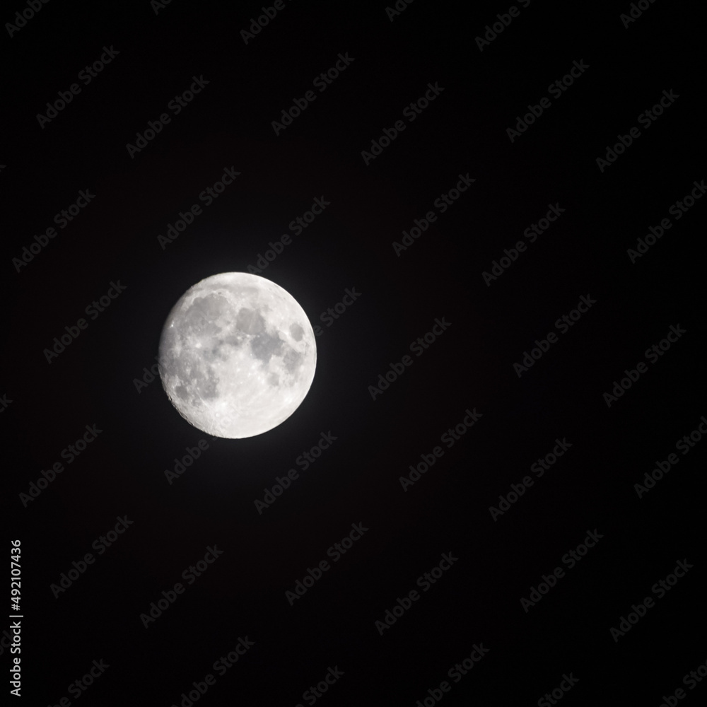 Moon Timelapse, Stock time lapse - Full moon rise in dark nature sky, night time. Full moon disk time lapse with moon light up in night dark black sky. High-quality free video footage or timelapse Moon Timelapse, Stock time lapse - Full moon rise in dark nature sky, night time. Full moon disk time lapse with moon light up in night dark black sky. High-quality free video footage or timelapse