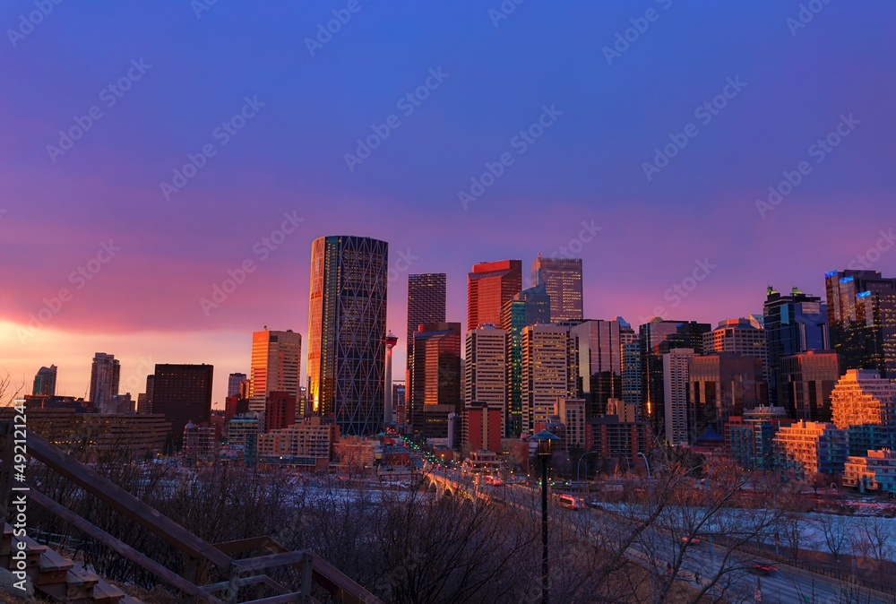 Fototapeta premium Calgary City Skyline At Sunrise