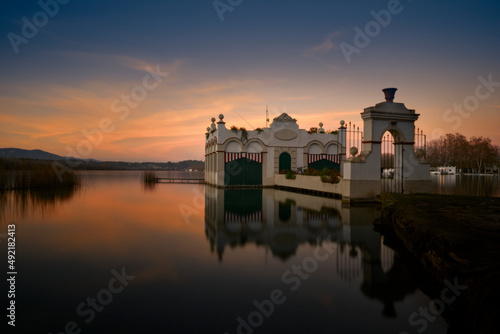 Wallpaper Mural Fisher House Torontodigital.ca