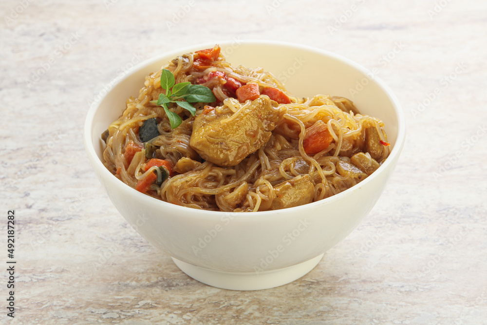 Wok Udon with chicken curry