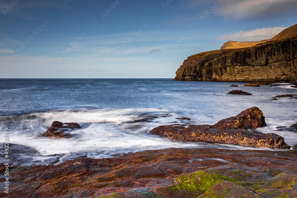 Obraz premium Steep coast of the islands of Eidi. Faroe Islands.