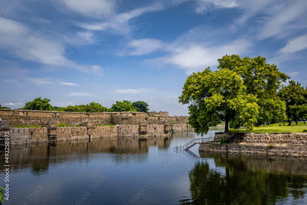 Vellore Fort is a large 16th-century fort situated in heart of the Vellore city, in the state of Tamil Nadu, It was built by Vijayanagara kings. The fort is known for its grand ramparts. ASI site.