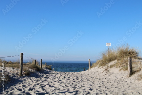 Wandern auf der Ostsee-Insel Poel  Hiking on the island Poel in the Baltic Sea    