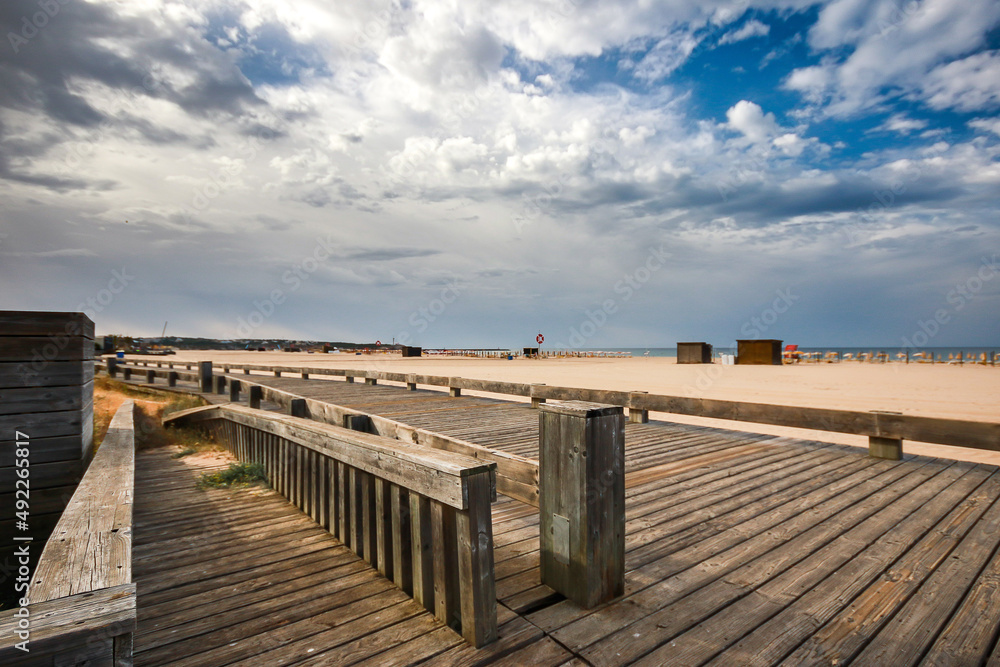 Obraz premium pier on the beach