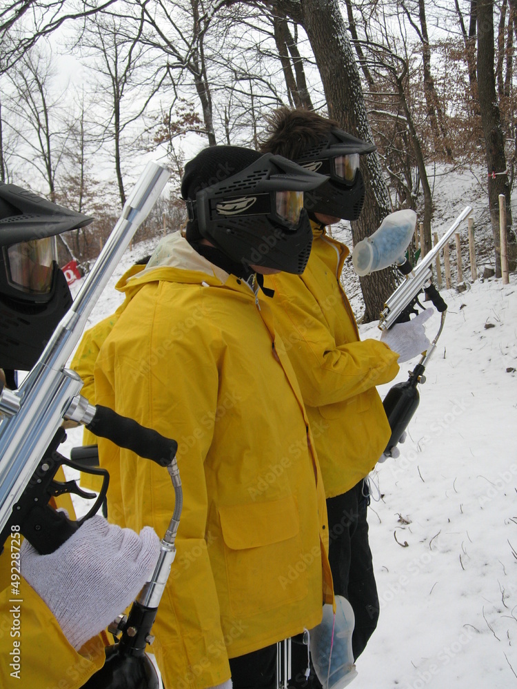 Paintball in Snow