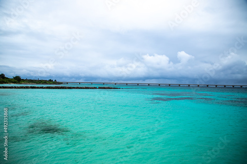 宮古島　与那覇前浜ビーチの風景 © スプやん