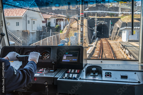 日本の電車の運転席から見る風景 photo