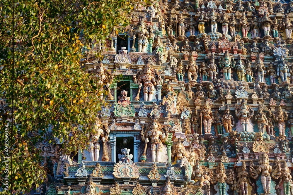 Beautiful picture of South tower of Madurai Meenakshi Amman Temple
