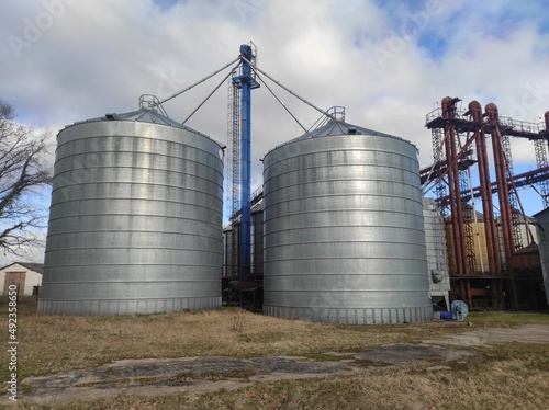 grain tanks
