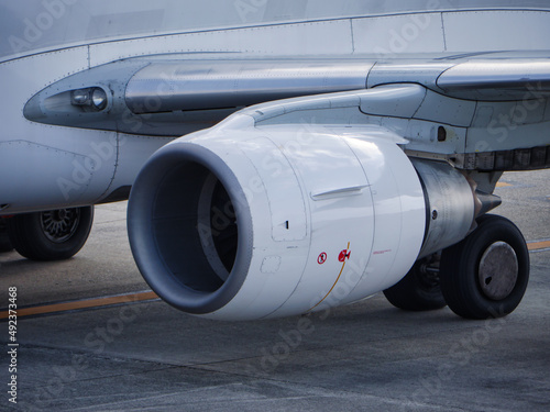ジェット旅客機のエンジン