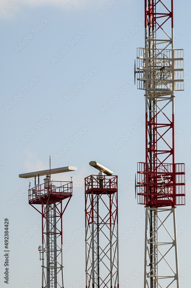 avion aerien aeroport radar antenne communication