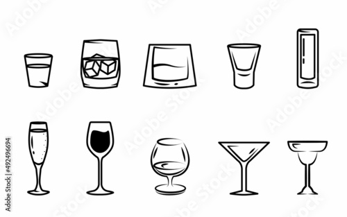 Vector outline alcohol glasses icon set. Types of alcohol drinks glasses. Design elements for menus, pubs, postcards, advertising. Various glasses for alcoholic drinks in doodle style