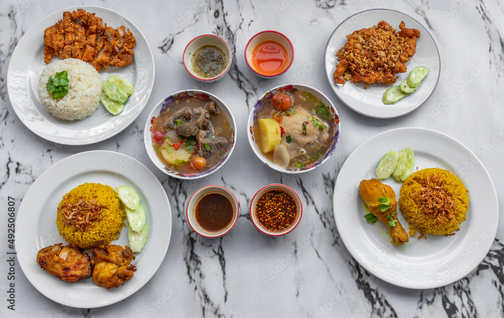 Mixed Thai and Muslim Food Selections Mixed Thai and Muslim Food Selections