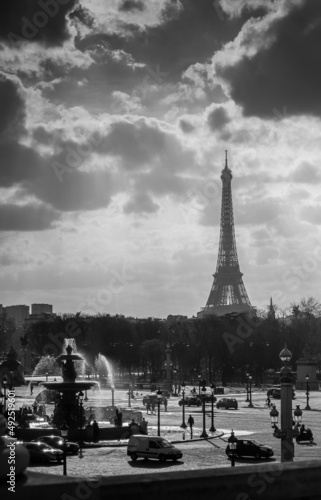 France Paris Tour Eiffel Grand palais soleil environnement climat © JeanLuc