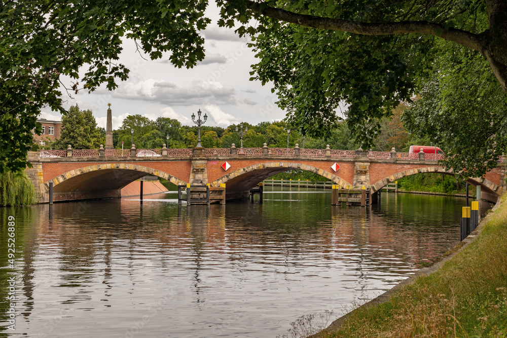 Fototapeta premium Luther Bridge On Spree River In Berlin, Germany