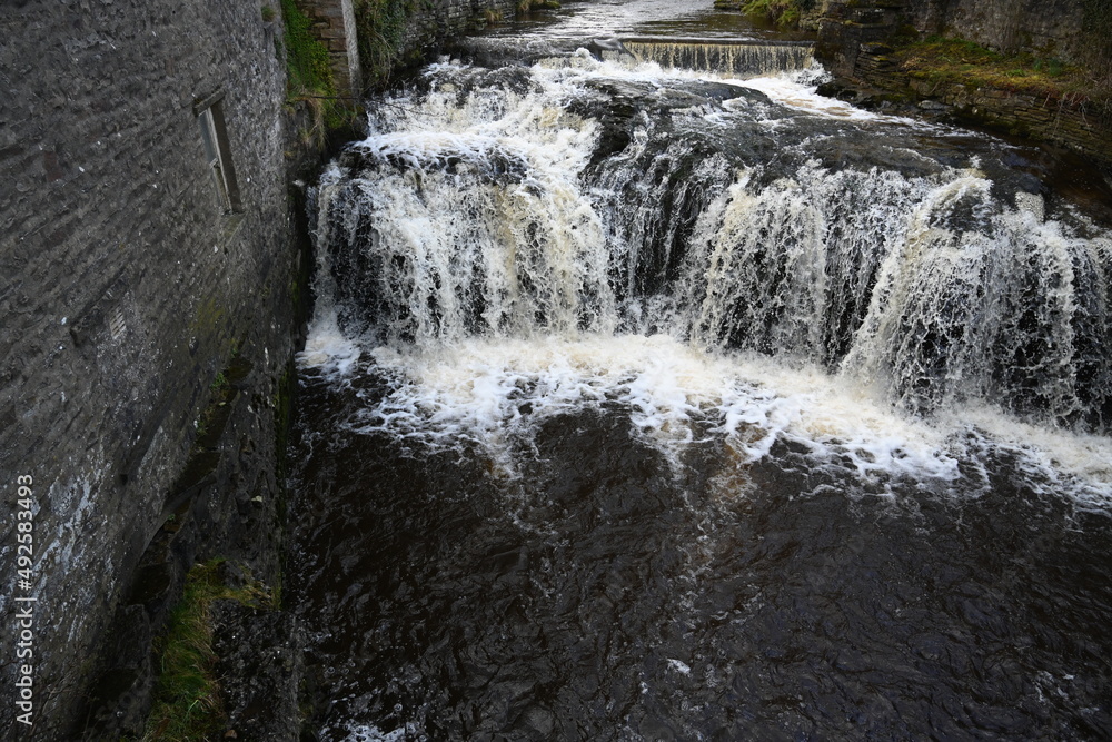 Fototapeta premium Gayle Beck, Yorkshire Dales National Park. fast moving inland waterway