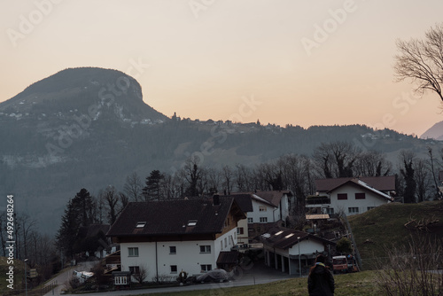 Authentic and genuine, the villages of the Stoos-Muotatal region offer a variety of ways to take a break from everyday life and enjoy your holiday. Whether on the Stoos or in Muotathal, Sun terrace