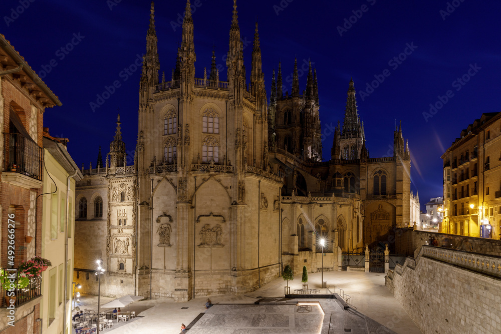 Fototapeta premium burgos cathedral at night, castilla y leon, spain.