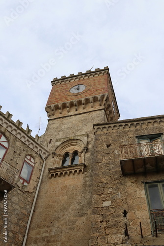 Torre dell'orologio a Mussomeli, Caltanissetta, Sicilia, Italia