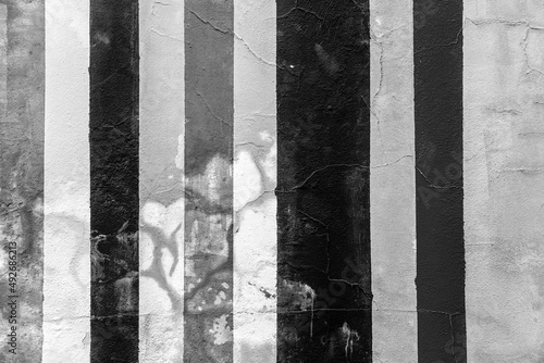 Grunge concrete wall with c...