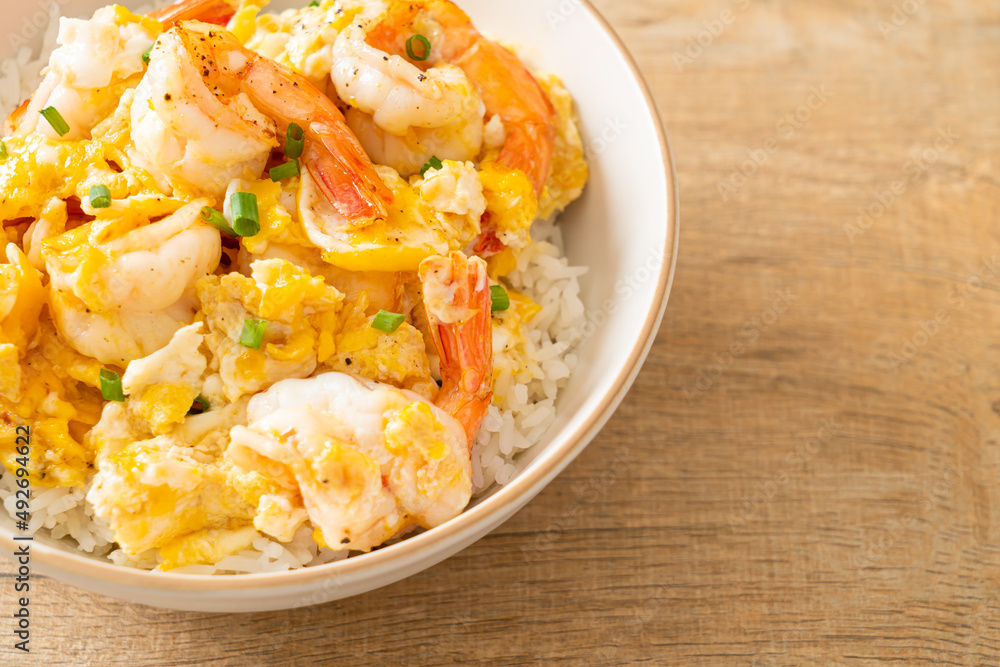 creamy omelet with shrimps rice bowl creamy omelet with shrimps rice bowl