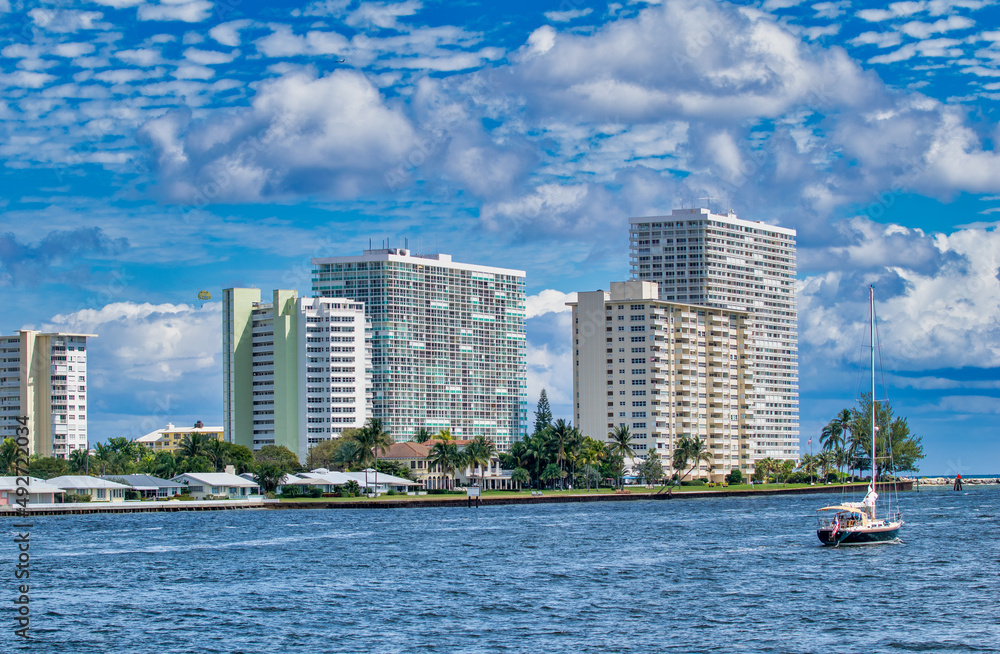 Fototapeta premium Sailing boat in Fort Lauderdale, Florida.