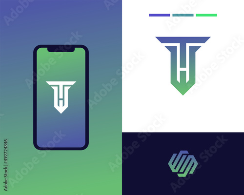 Letter T W logo design. creative minimal monochrome monogram symbol. Universal elegant vector emblem. Premium business logotype. Graphic alphabet symbol for corporate identity