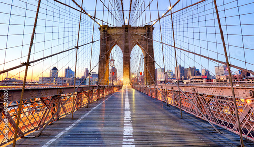 Brooklyn Bridge, NYC, nobody © TTstudio