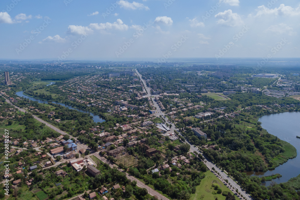 Obraz premium Nature from above. Panoramic view of the industrial city of Krivoy Rog in Ukraine. Beautiful landscape.