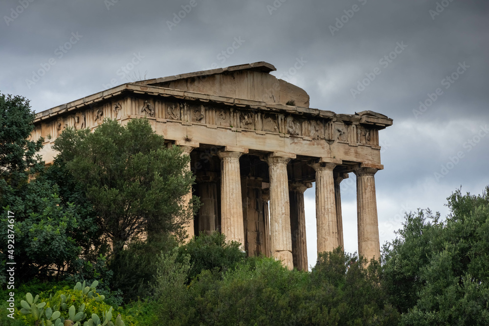 Fototapeta premium Temple of Hephestus in the Agora, Athens Greece