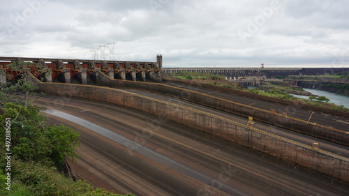 itaipu dam on the border of brazil and paraguay